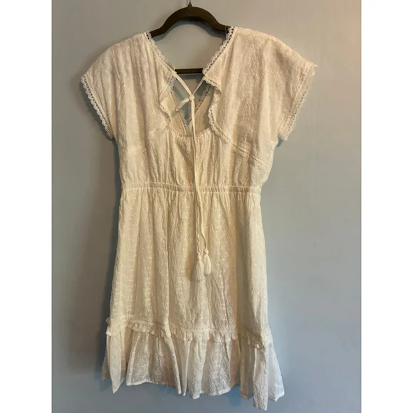 0207 NWT Size Medium Eyelet and lace baby doll swing dress. - Picture 4 of 11